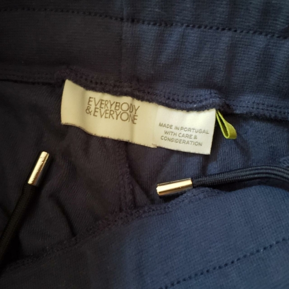 Everybody and Everyone Sweatpants - Picture 4 of 4